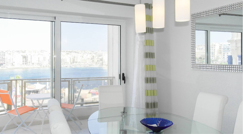 Seafront Apartment - Malta